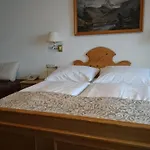 Hotel Wiesenegg 3*