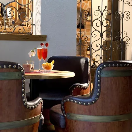 Wiesenegg Hotel 3*