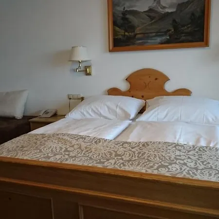 Hotell Wiesenegg 3*